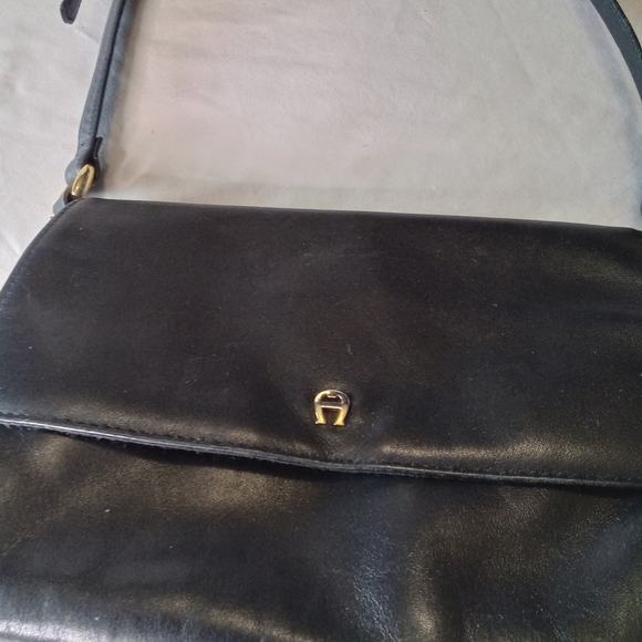 ETIENNE AIGNER Vintage Black Leather Shoulder Bag Handbag Multi Section 10x6.5x3 - Picture 2 of 11